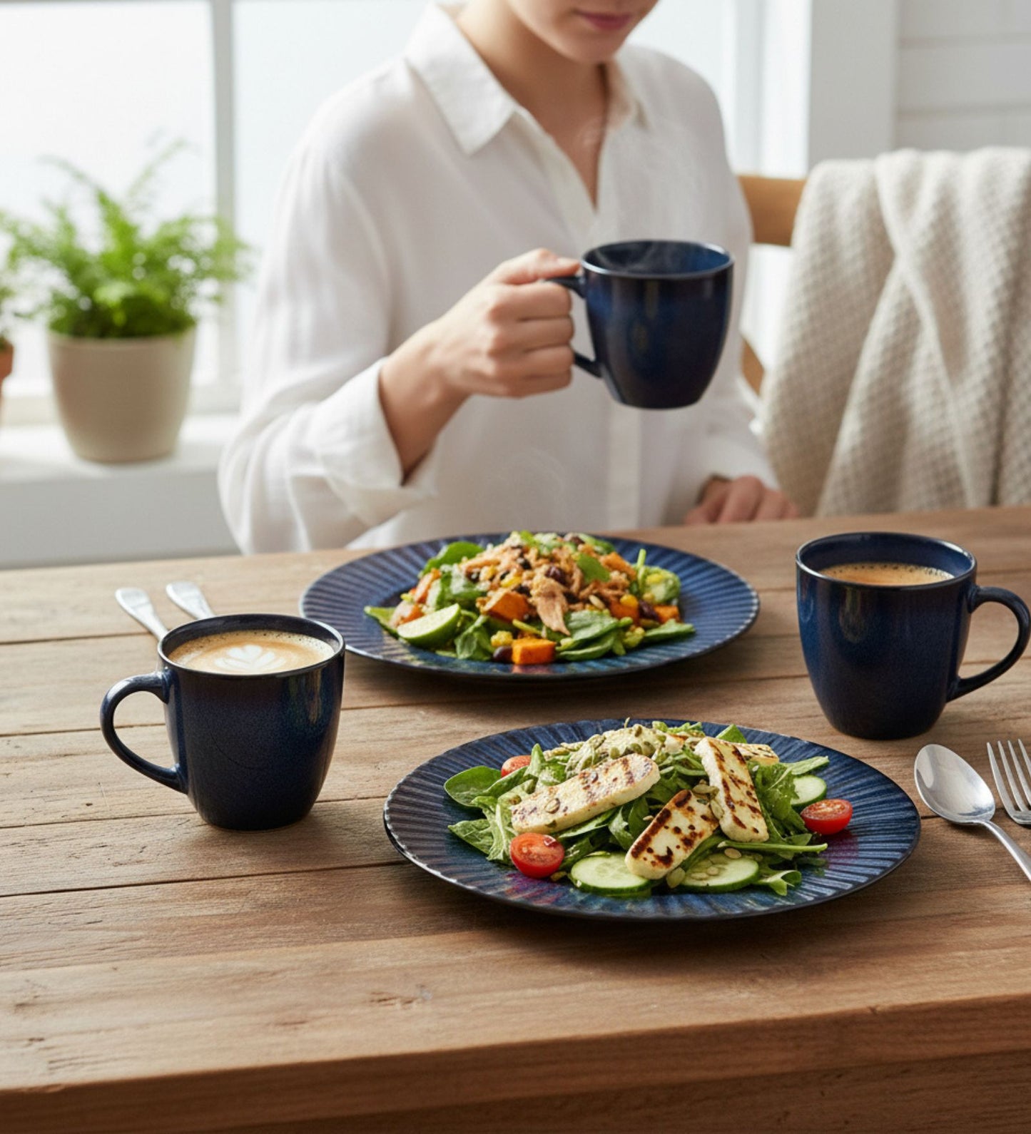 Table & Tale Premium Porcelain Salad Plate | Midnight Blue