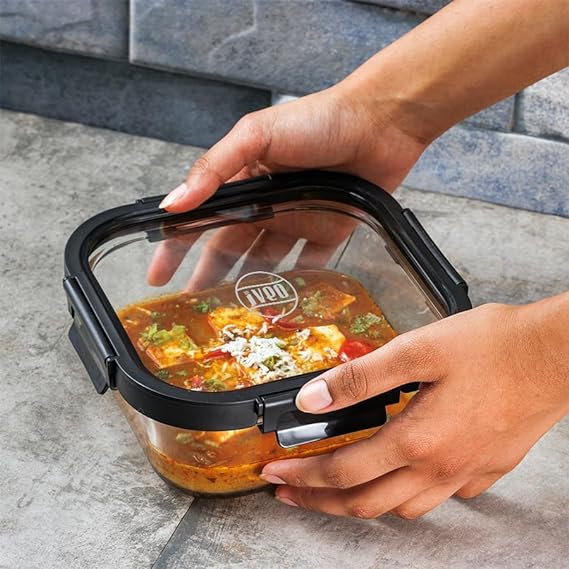 IVEO Borosilicate Glass Container, Glass N Glass | Microwave Safe Food Container | Cook Serve Store | for Carrying and Storing Food | with GLASS LID | Leak proof | 520 ml, Square, 1 Pc, Black